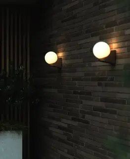 Vonkajšie nástenné svietidlá Nordlux Vonkajšie svietidlo Hayley sklenená guľa, hnedá