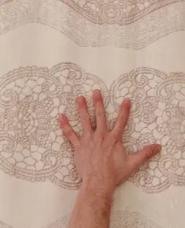 Koberce a koberčeky KONDELA Larimer koberec 80x200 cm krémová