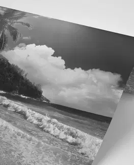 Samolepiace tapety Samolepiaca fototapeta pláž na ostrove Seychely v čiernobielom