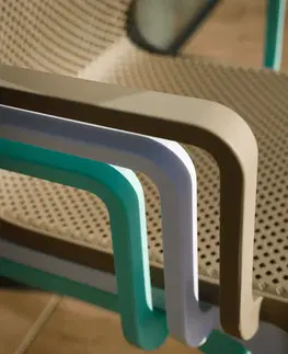 Záhradné stoličky a kreslá Stohovateľná stolička, biela/plast, FRENIA