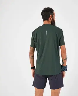 bežecké oblečenie Pánske tričko na trailový beh perforované s krátkym rukávom tmavozelené