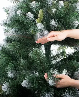 Vianočné dekorácie AmeliaHome Vianočný stromček Borovica Diana, 120 cm