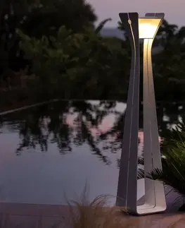 Vonkajšie osvetlenie terasy Les Jardins Solárne LED svetlo Osmoz z hliníka, 175 cm, biela