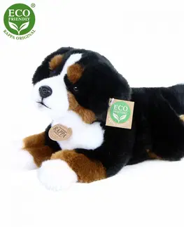 Plyšové hračky RAPPA - Plyšový pes salašnícky ležiaci 30 cm ECO-FRIENDLY