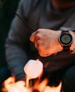 Športtestery Outdoorové hodinky Polar Grit X Pro hnedo-zlatá - M/L
