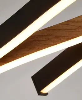 Závesné svietidlá Searchlight LED závesné svietidlo Swirl čierna/drevo