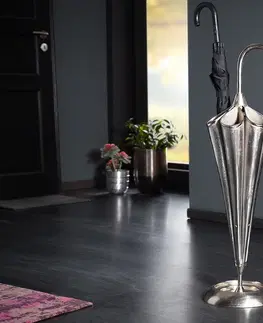 Dekorácie LuxD Dizajnový stojan na dáždniky Harlean 91 cm strieborný