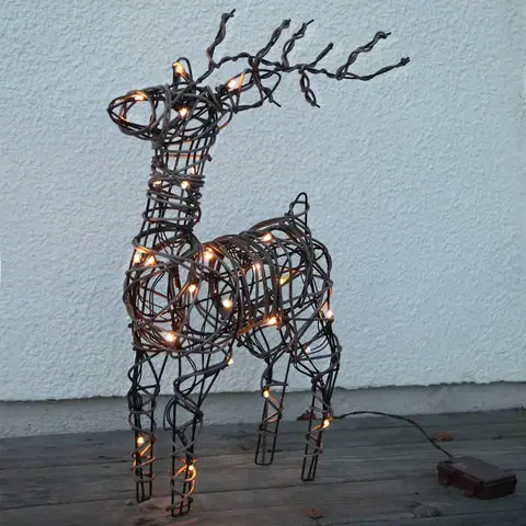 Vianočné osvetlenie STAR TRADING Vonkajšie LED deko Deer vzhľad hnedý ratan batéria