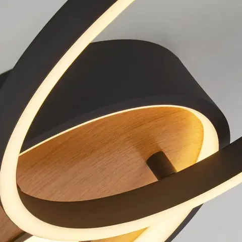 Stropné svietidlá Searchlight Stropné svietidlo LED Curio Flush, vzhľad dreva