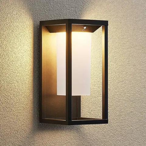 Solarné lampy na stenu Lucande Lucande Eliel solárne nástenné LED svietidlo