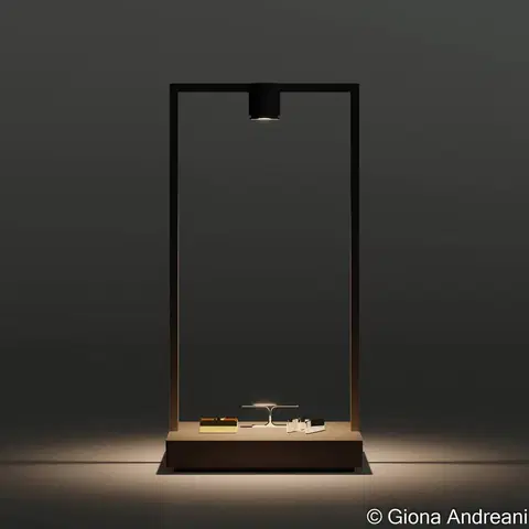 Stolové lampy Artemide Artemide Curiosity Focus nabíjateľná stolová lampa, 45 cm