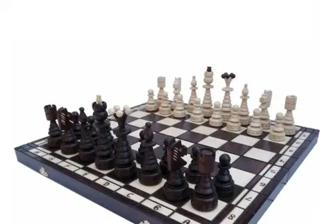 Šachové hry F.P.H.U. „ MADOŃ” Šachy drevené Christmas