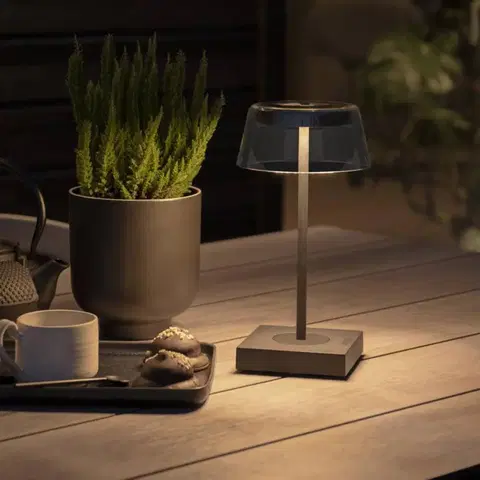Vonkajšie dekoratívne svietidlá Konstsmide Stolová LED lampa Scilla s USB, čierna